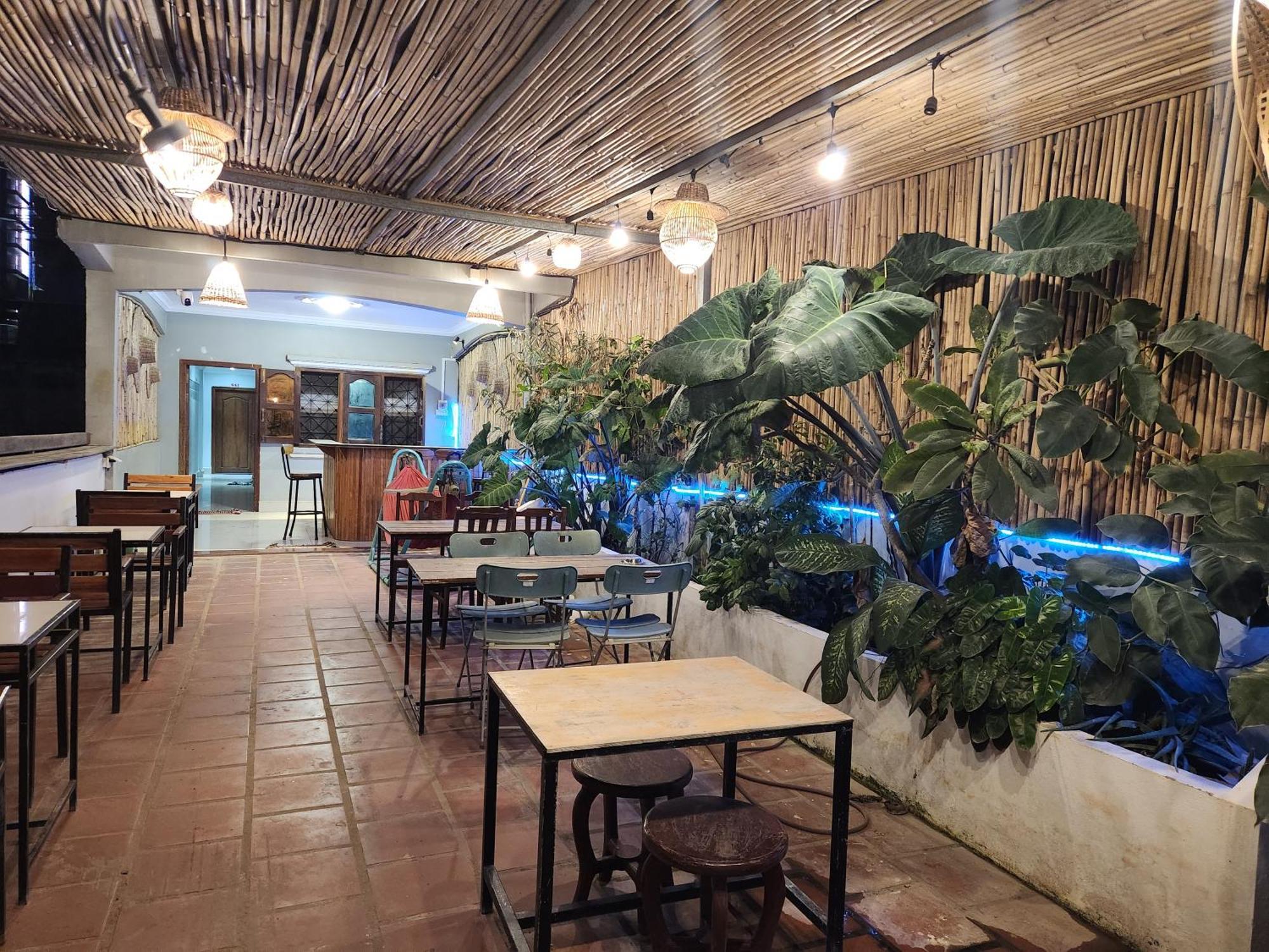 The Blue Guest House Battambang Zewnętrze zdjęcie